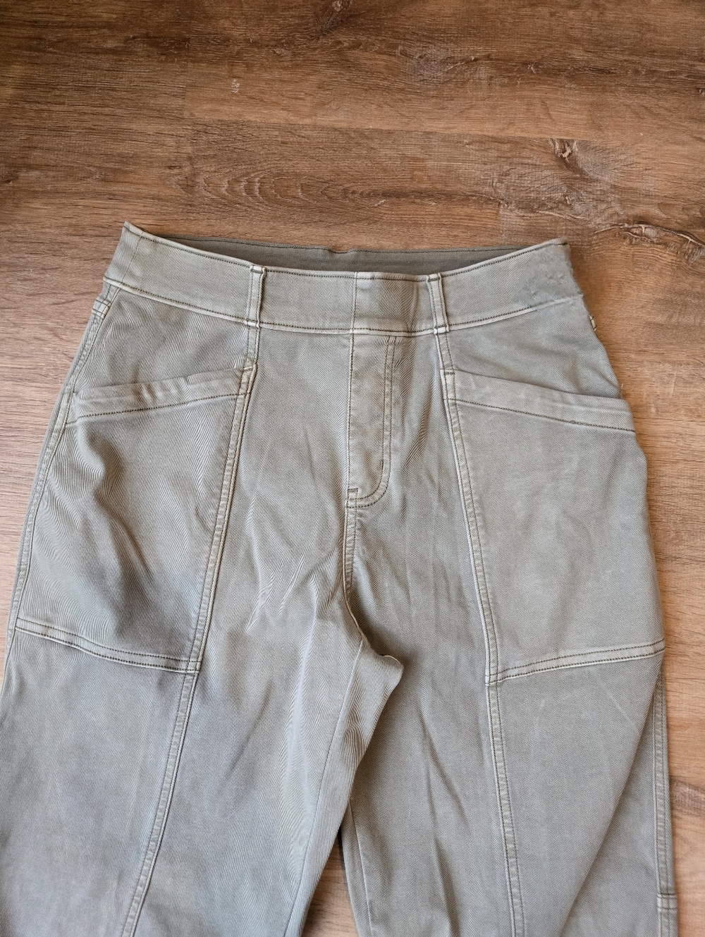 Spanx Stretch Twill Straight Leg Pants in Olive Oil Size M - Picture 5 of 11